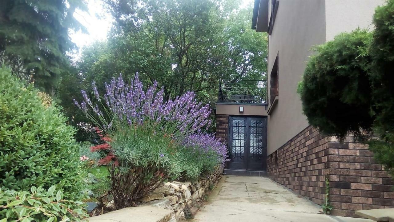 V Zahrade Troja - In The Garden Troja Apartment *